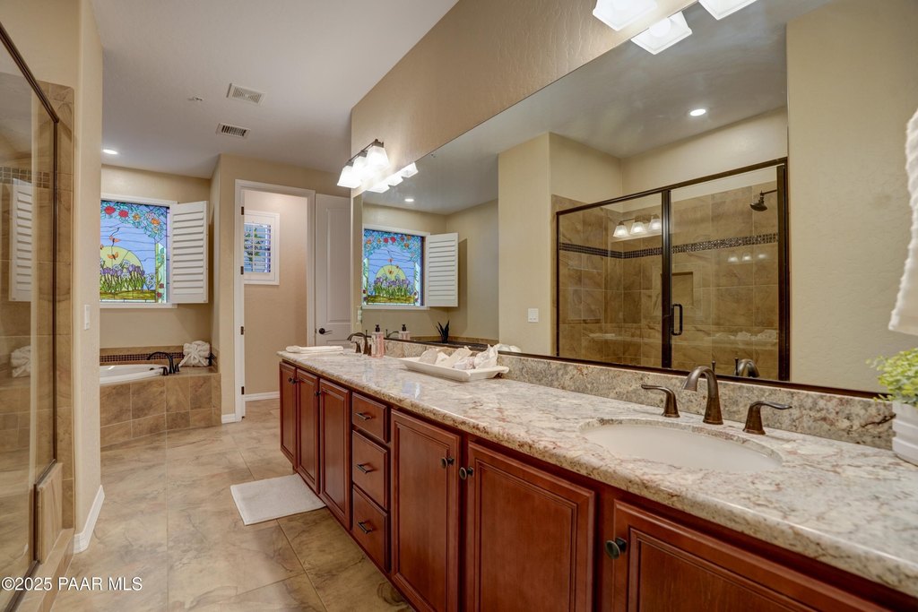 Prescott, Arizona, 86305, United States, 3 Bedrooms Bedrooms, ,2.5 BathroomsBathrooms,Residential,Forsale,1929266