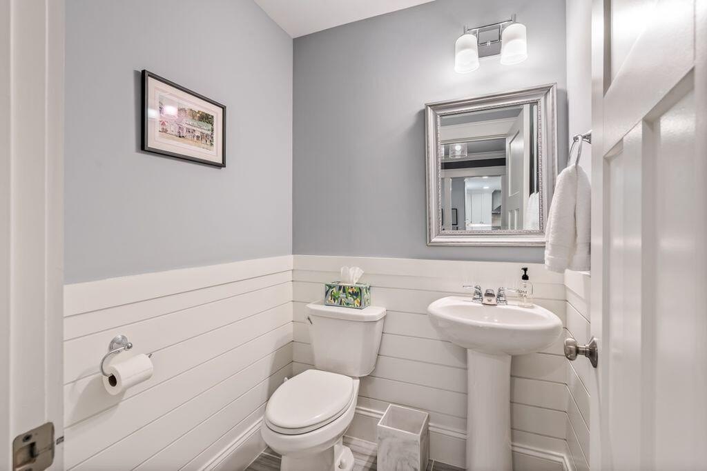 Kennebunk, Maine, 04043, United States, 3 Bedrooms Bedrooms, ,2.5 BathroomsBathrooms,Residential,Forsale,1941242