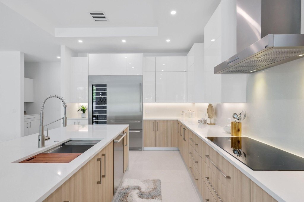 Delray Beach, Florida, 33444, United States, 5 Bedrooms Bedrooms, ,5 BathroomsBathrooms,Residential,Forsale,1996327