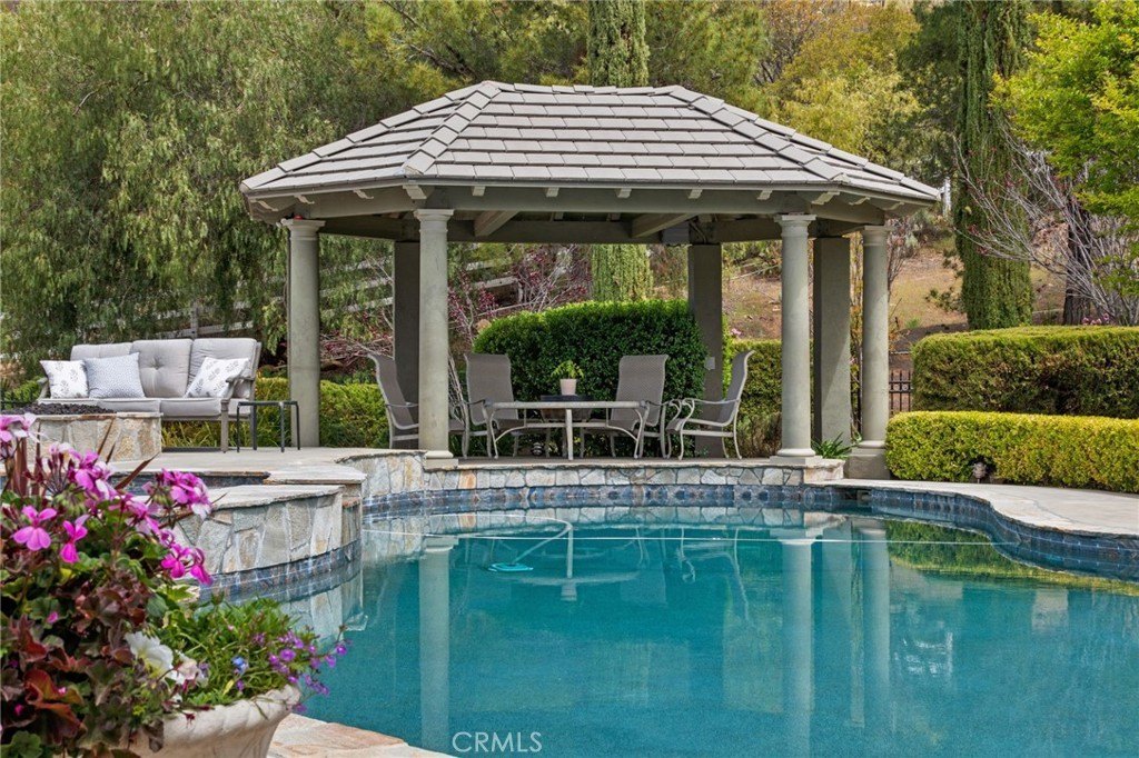 Murrieta, California, 92562, United States, 6 Bedrooms Bedrooms, ,5.5 BathroomsBathrooms,Residential,Forsale,1953039