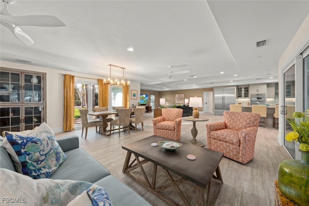 Sanibel, Florida, 33957, United States, 3 Bedrooms Bedrooms, ,3 BathroomsBathrooms,Residential,Forsale,1936218