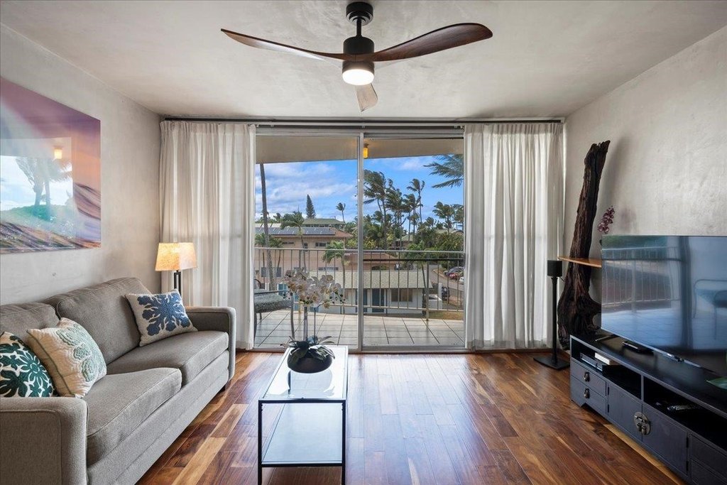 Paia, Hawaii, 96779, United States, 1 Bedroom Bedrooms, ,1 BathroomBathrooms,Residential,Forsale,1944123