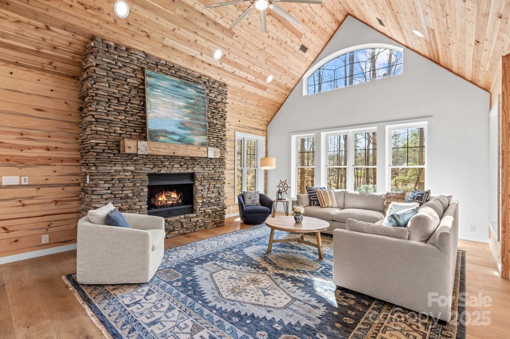 Salisbury, North Carolina, 28146, United States, 4 Bedrooms Bedrooms, ,4 BathroomsBathrooms,Residential,Forsale,1884418