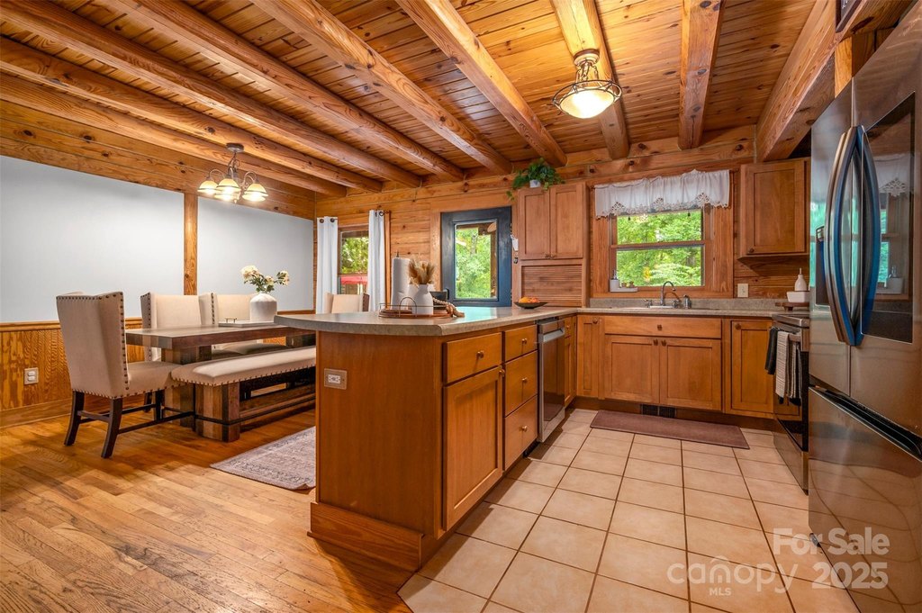 Rutherfordton, North Carolina, 28139, United States, 3 Bedrooms Bedrooms, ,3.5 BathroomsBathrooms,Residential,Forsale,1985914