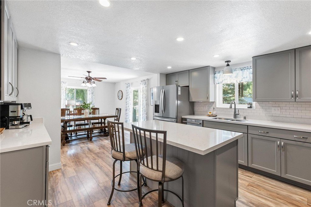 Wrightwood, California, 92397, United States, 3 Bedrooms Bedrooms, ,3 BathroomsBathrooms,Residential,Forsale,1941468