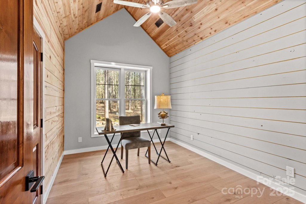 Salisbury, North Carolina, 28146, United States, 4 Bedrooms Bedrooms, ,4 BathroomsBathrooms,Residential,Forsale,1884418