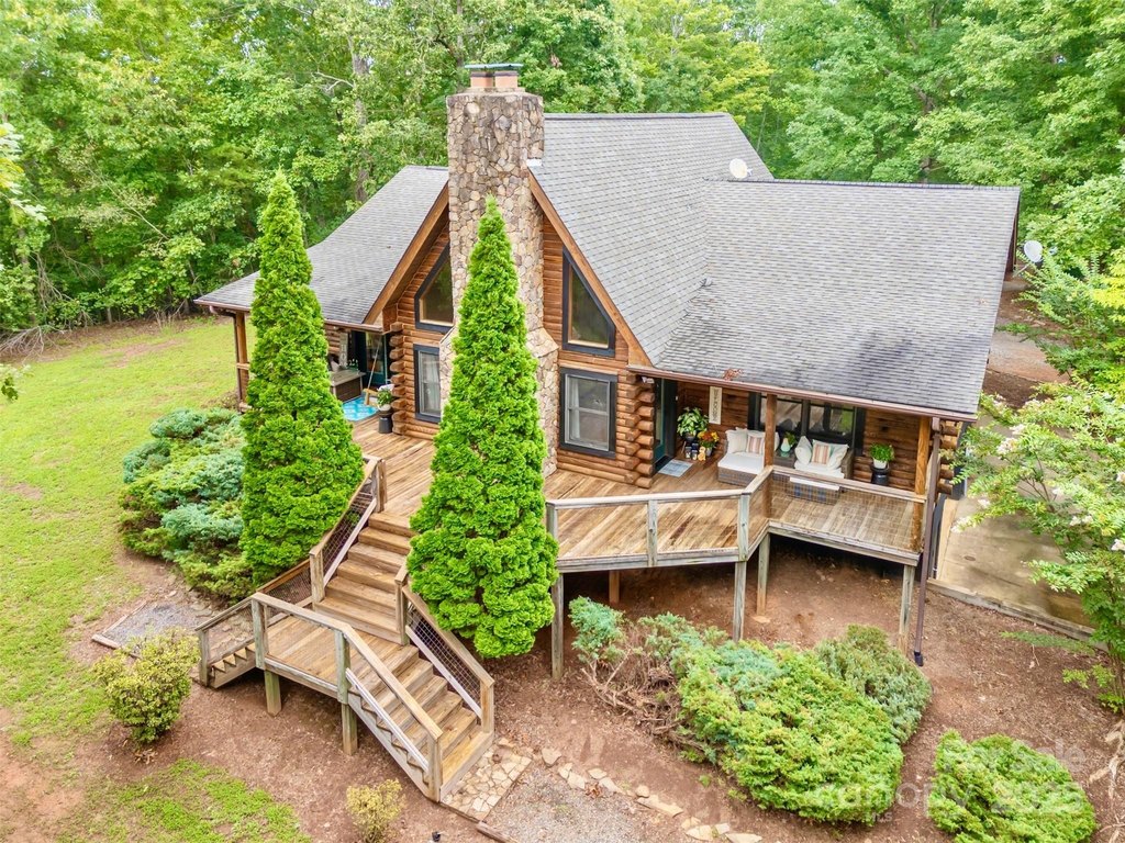 Rutherfordton, North Carolina, 28139, United States, 3 Bedrooms Bedrooms, ,3.5 BathroomsBathrooms,Residential,Forsale,1985914