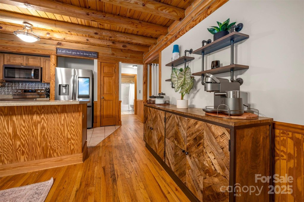 Rutherfordton, North Carolina, 28139, United States, 3 Bedrooms Bedrooms, ,3.5 BathroomsBathrooms,Residential,Forsale,1985914