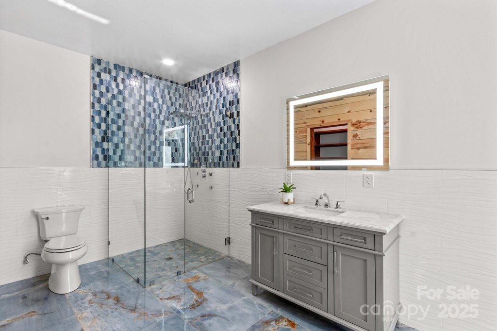 Salisbury, North Carolina, 28146, United States, 4 Bedrooms Bedrooms, ,4 BathroomsBathrooms,Residential,Forsale,1884418