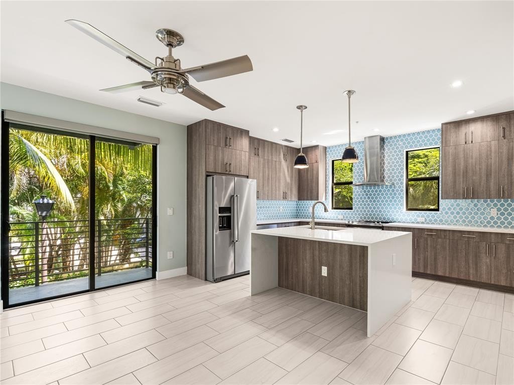 Wilton Manors, Florida, 33305, United States, 3 Bedrooms Bedrooms, ,2.5 BathroomsBathrooms,Residential,Forsale,1927560