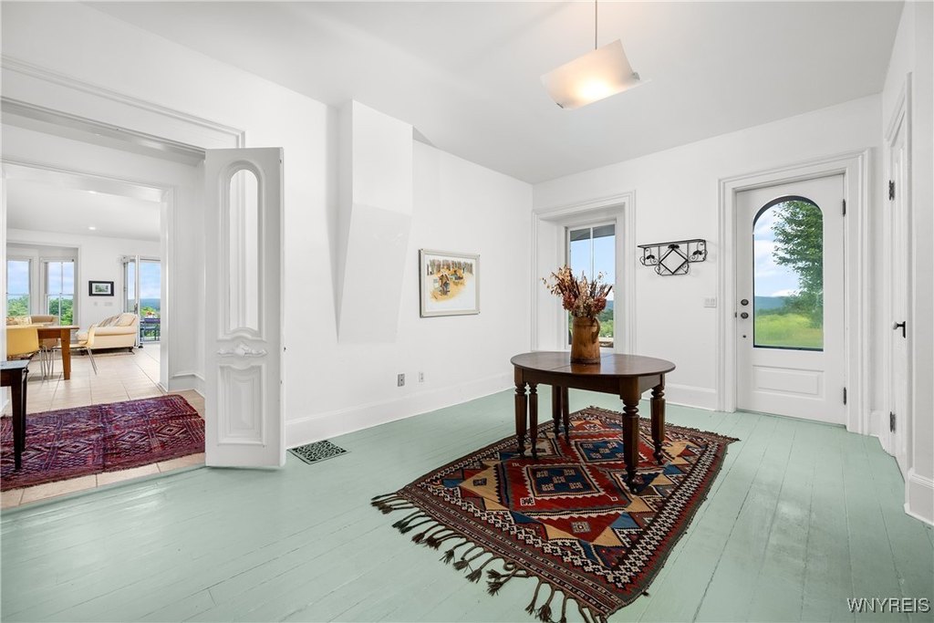Pulteney, New York, 14840, United States, 5 Bedrooms Bedrooms, ,2.5 BathroomsBathrooms,Residential,Forsale,1944130