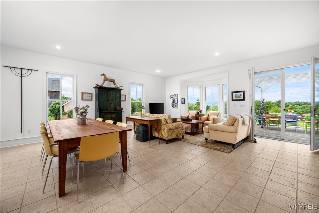 Pulteney, New York, 14840, United States, 5 Bedrooms Bedrooms, ,2.5 BathroomsBathrooms,Residential,Forsale,1944130