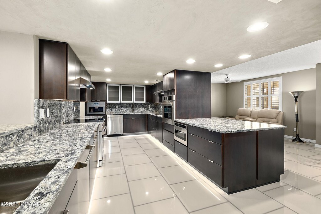 Daytona Beach Shores, Florida, 32118, United States, 3 Bedrooms Bedrooms, ,3 BathroomsBathrooms,Residential,Forsale,1919186