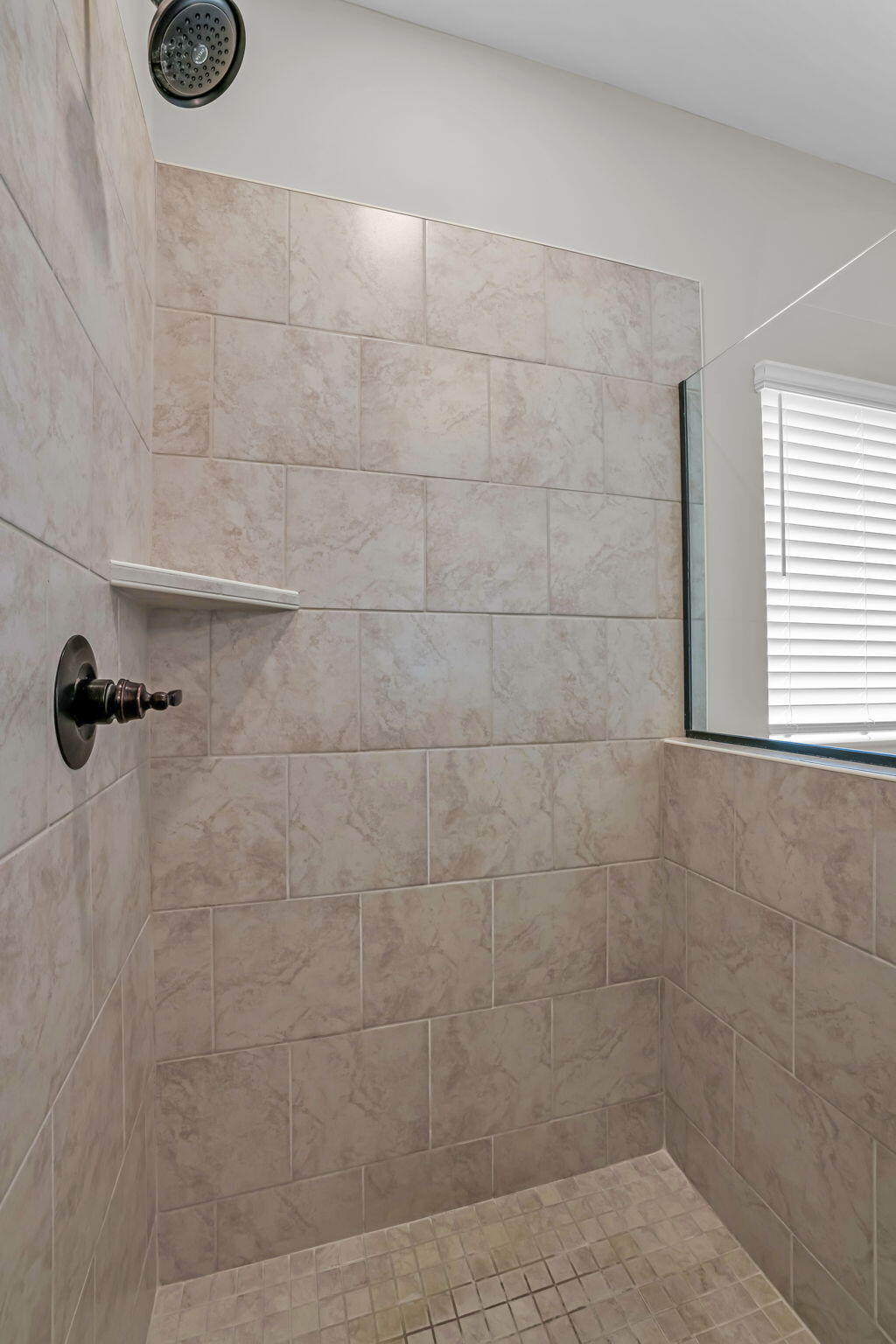 Chattanooga, Tennessee, 37421, United States, 3 Bedrooms Bedrooms, ,2 BathroomsBathrooms,Residential,Forsale,1996706