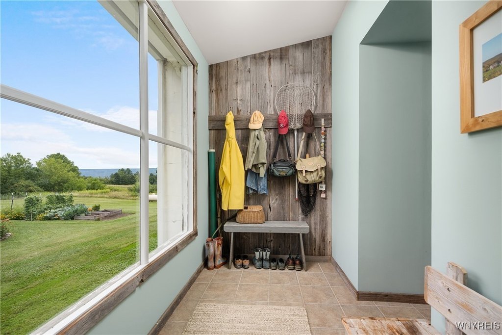 Pulteney, New York, 14840, United States, 5 Bedrooms Bedrooms, ,2.5 BathroomsBathrooms,Residential,Forsale,1944130
