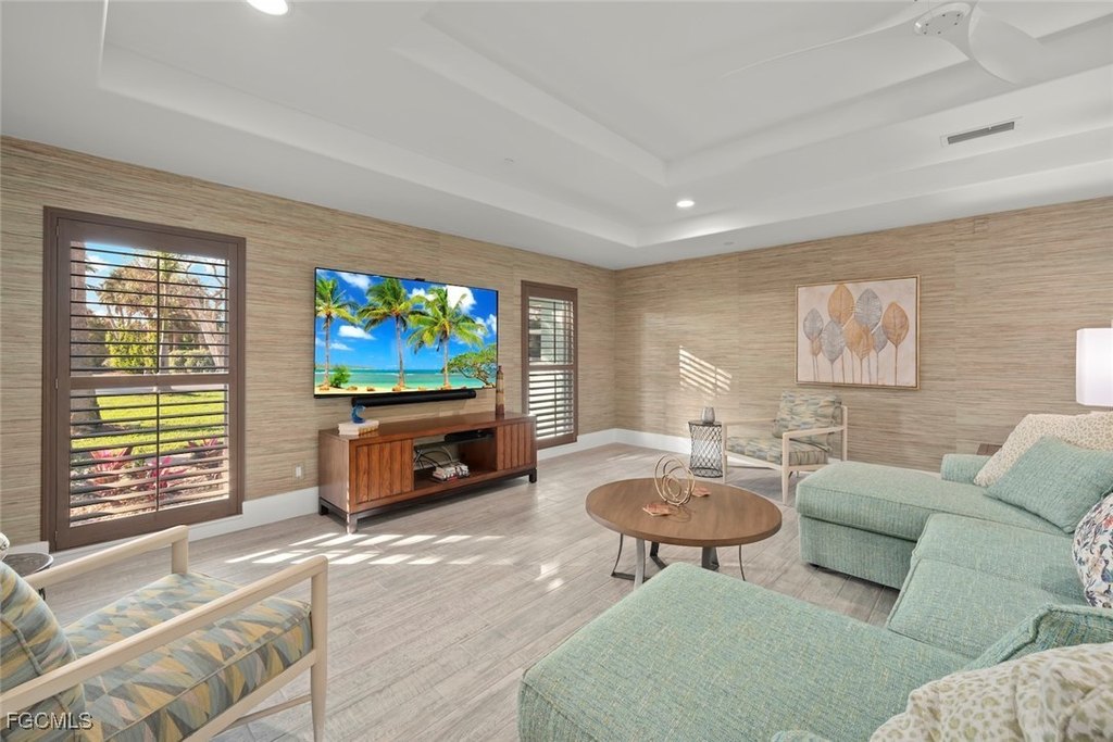Sanibel, Florida, 33957, United States, 3 Bedrooms Bedrooms, ,3 BathroomsBathrooms,Residential,Forsale,1936218