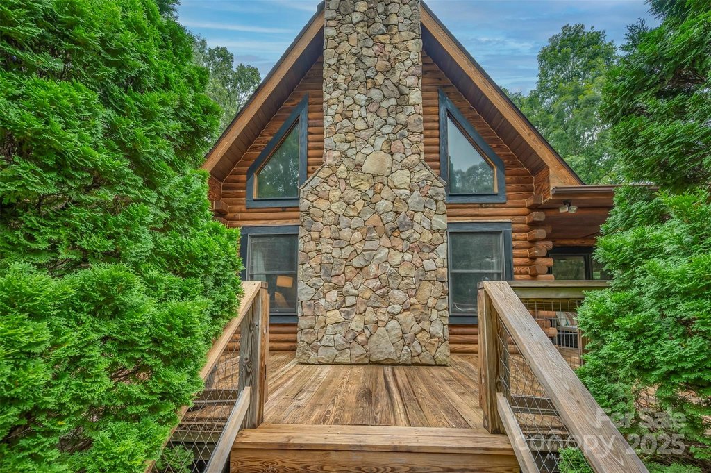 Rutherfordton, North Carolina, 28139, United States, 3 Bedrooms Bedrooms, ,3.5 BathroomsBathrooms,Residential,Forsale,1985914