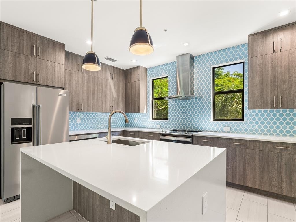 Wilton Manors, Florida, 33305, United States, 3 Bedrooms Bedrooms, ,2.5 BathroomsBathrooms,Residential,Forsale,1927560