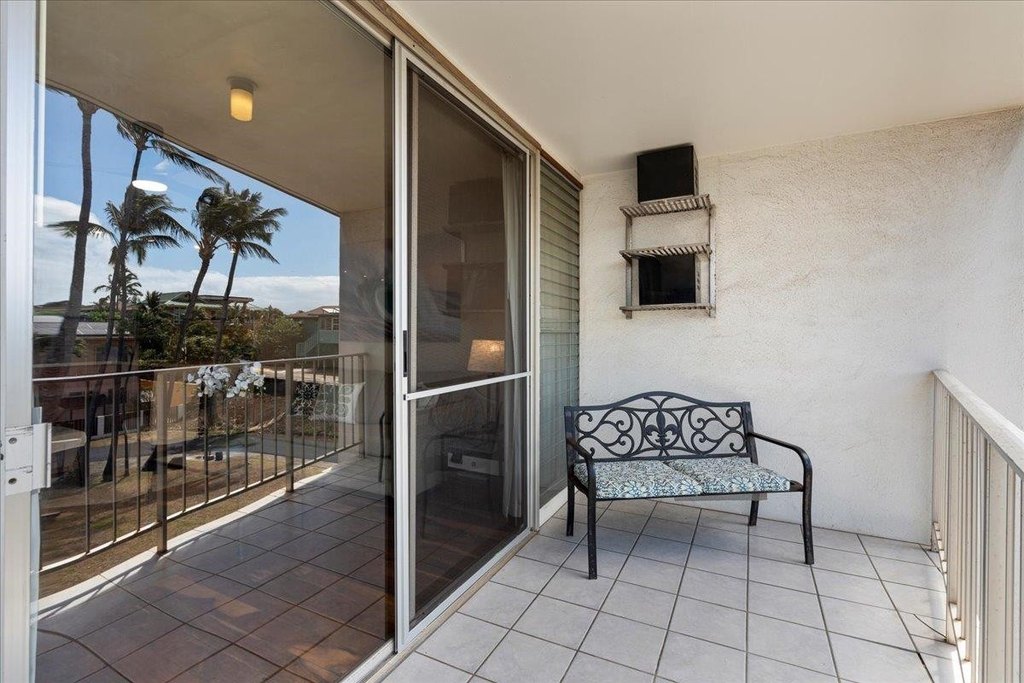 Paia, Hawaii, 96779, United States, 1 Bedroom Bedrooms, ,1 BathroomBathrooms,Residential,Forsale,1944123