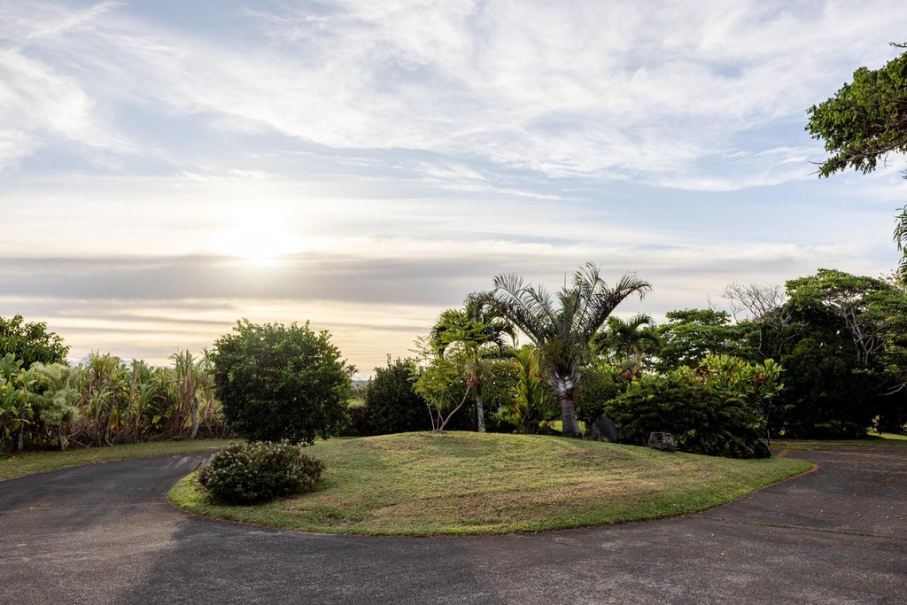 Haiku, Hawaii, 96708, United States, 3 Bedrooms Bedrooms, ,3 BathroomsBathrooms,Residential,Forsale,1944120
