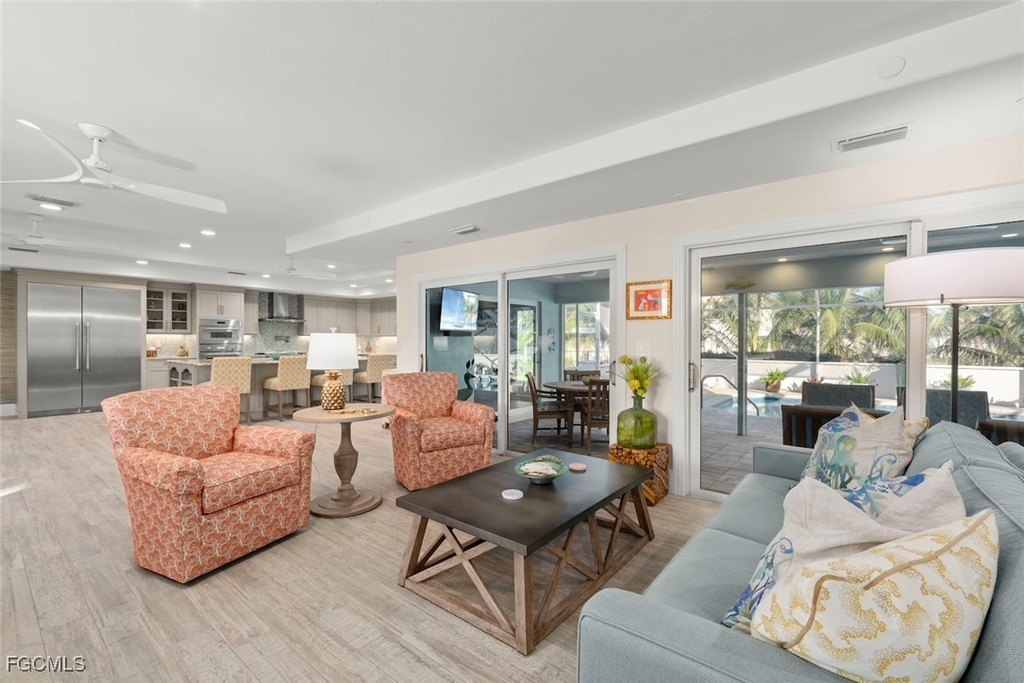 Sanibel, Florida, 33957, United States, 3 Bedrooms Bedrooms, ,3 BathroomsBathrooms,Residential,Forsale,1936218