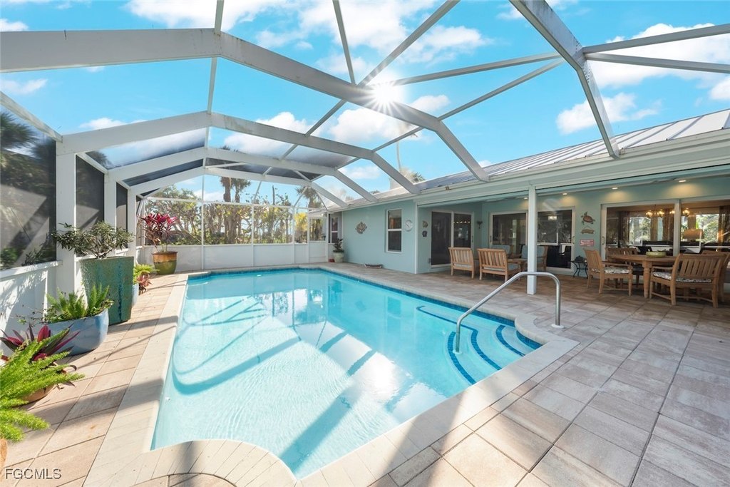 Sanibel, Florida, 33957, United States, 3 Bedrooms Bedrooms, ,3 BathroomsBathrooms,Residential,Forsale,1936218