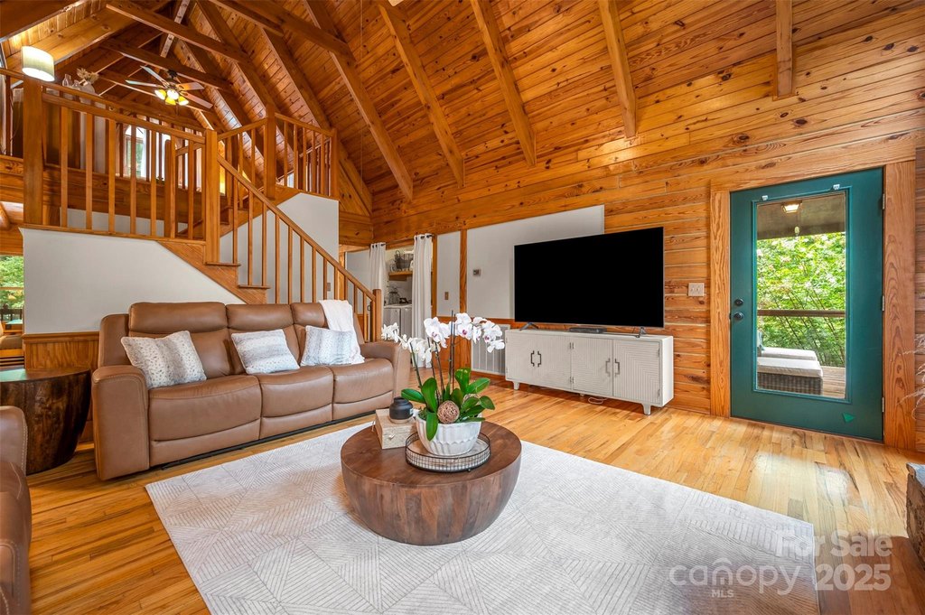 Rutherfordton, North Carolina, 28139, United States, 3 Bedrooms Bedrooms, ,3.5 BathroomsBathrooms,Residential,Forsale,1985914