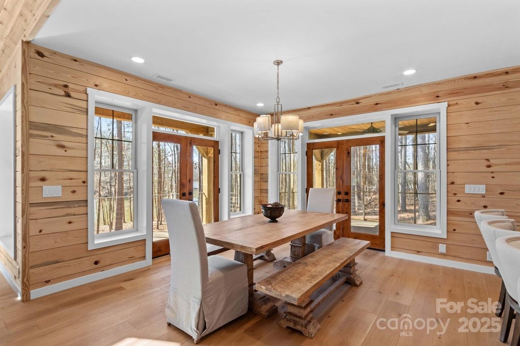 Salisbury, North Carolina, 28146, United States, 4 Bedrooms Bedrooms, ,4 BathroomsBathrooms,Residential,Forsale,1884418