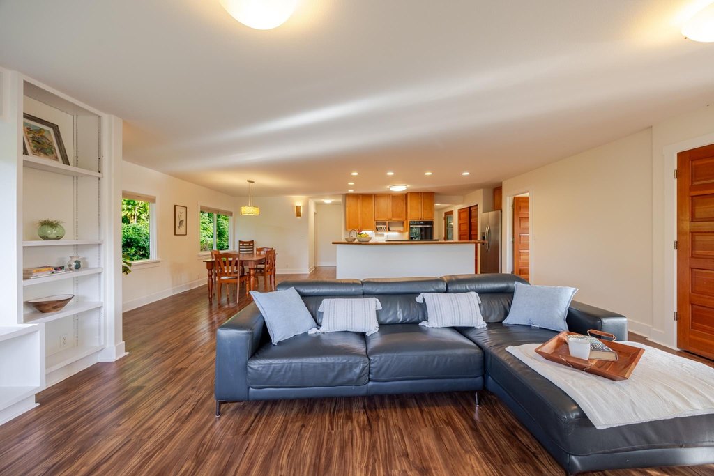 Haiku, Hawaii, 96708, United States, 3 Bedrooms Bedrooms, ,3 BathroomsBathrooms,Residential,Forsale,1944120