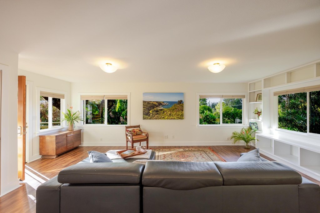 Haiku, Hawaii, 96708, United States, 3 Bedrooms Bedrooms, ,3 BathroomsBathrooms,Residential,Forsale,1944120