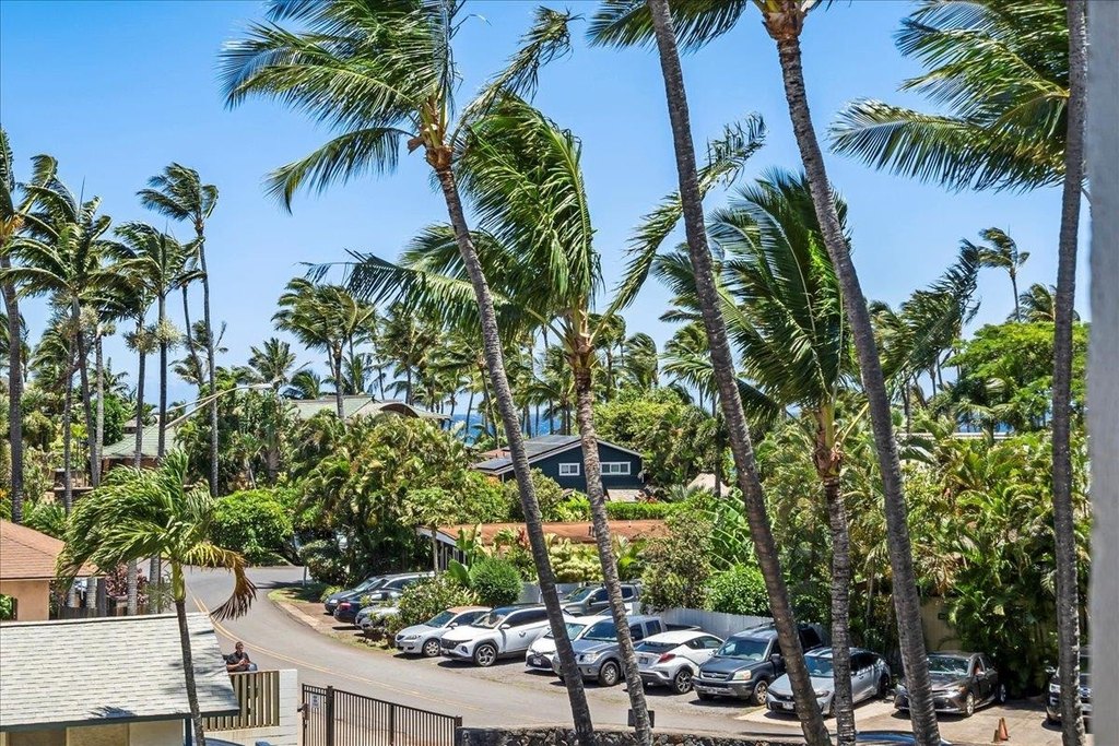 Paia, Hawaii, 96779, United States, 1 Bedroom Bedrooms, ,1 BathroomBathrooms,Residential,Forsale,1944123