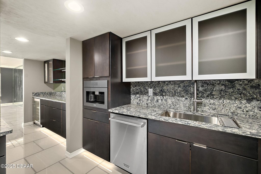 Daytona Beach Shores, Florida, 32118, United States, 3 Bedrooms Bedrooms, ,3 BathroomsBathrooms,Residential,Forsale,1919186