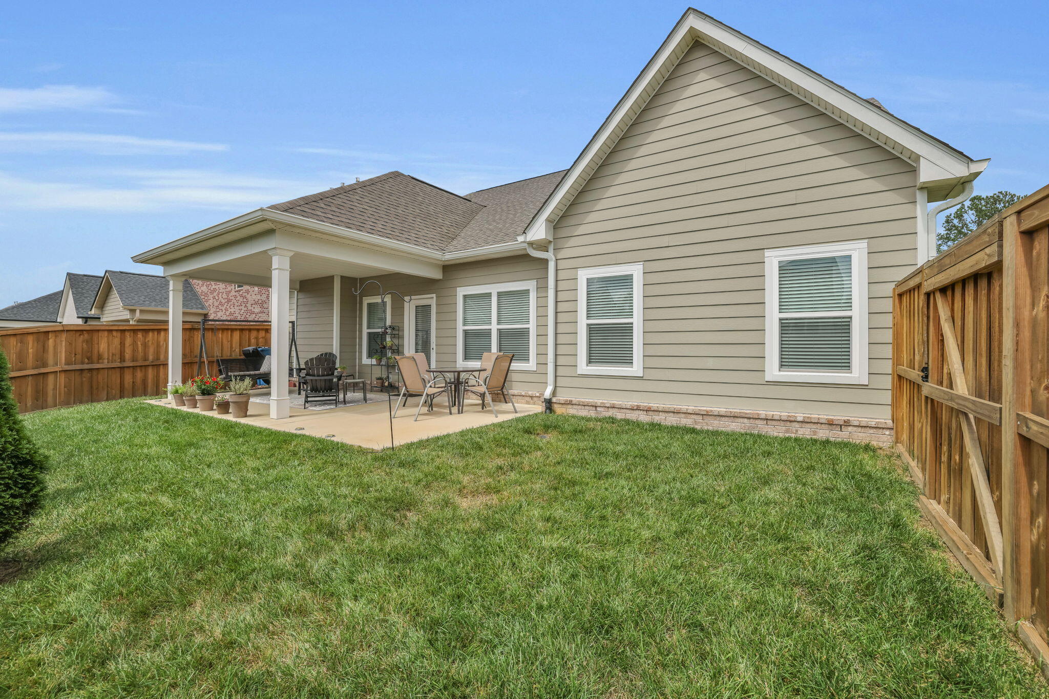 Chattanooga, Tennessee, 37421, United States, 3 Bedrooms Bedrooms, ,2 BathroomsBathrooms,Residential,Forsale,1996706