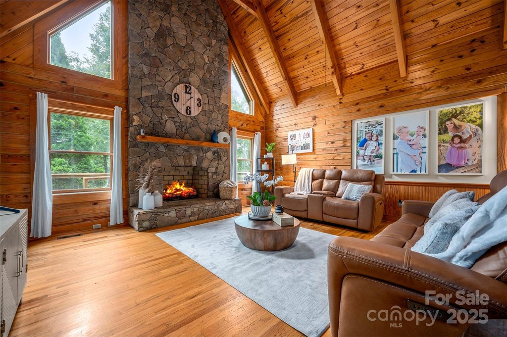 Rutherfordton, North Carolina, 28139, United States, 3 Bedrooms Bedrooms, ,3.5 BathroomsBathrooms,Residential,Forsale,1985914