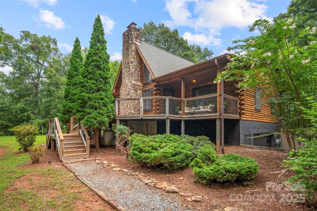 Rutherfordton, North Carolina, 28139, United States, 3 Bedrooms Bedrooms, ,3.5 BathroomsBathrooms,Residential,Forsale,1985914 Rutherfordton, North Carolina, 28139, United States, 3 Bedrooms Bedrooms, ,3.5 BathroomsBathrooms,Residential,Forsale,1985914