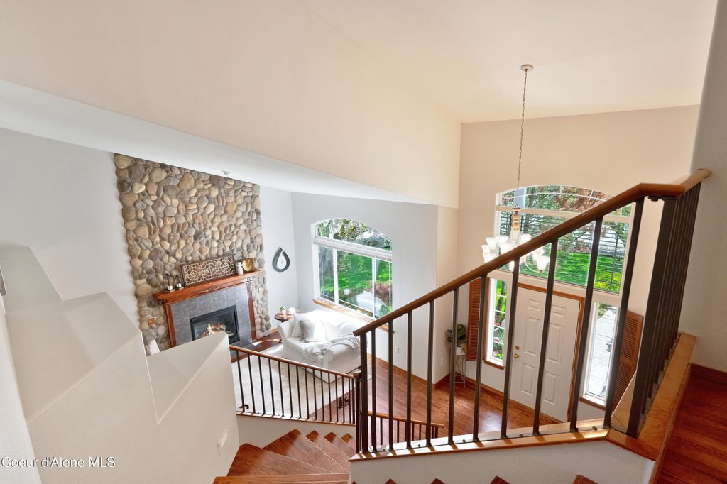 Hayden, Idaho, 83835, United States, 5 Bedrooms Bedrooms, ,3 BathroomsBathrooms,Residential,Forsale,1913861