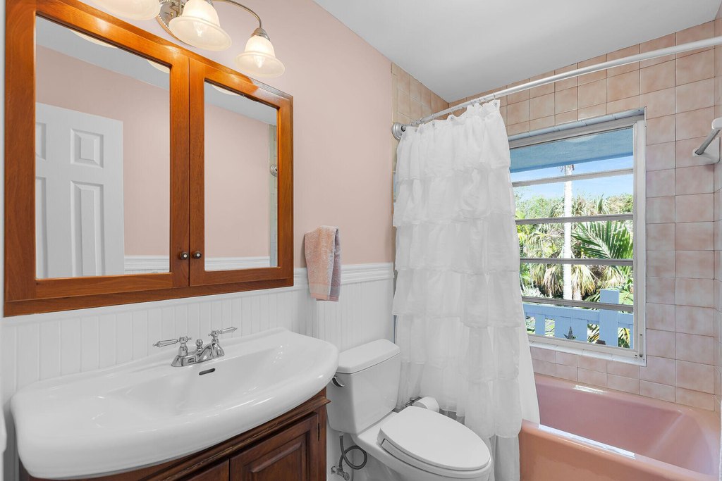 Cudjoe Key, Florida, 33042, United States, 3 Bedrooms Bedrooms, ,2 BathroomsBathrooms,Residential,Forsale,1971970