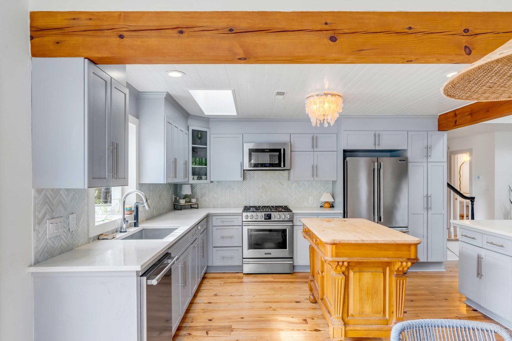 Folly Beach, South Carolina, 29439, United States, 4 Bedrooms Bedrooms, ,2 BathroomsBathrooms,Residential,Forsale,1985965