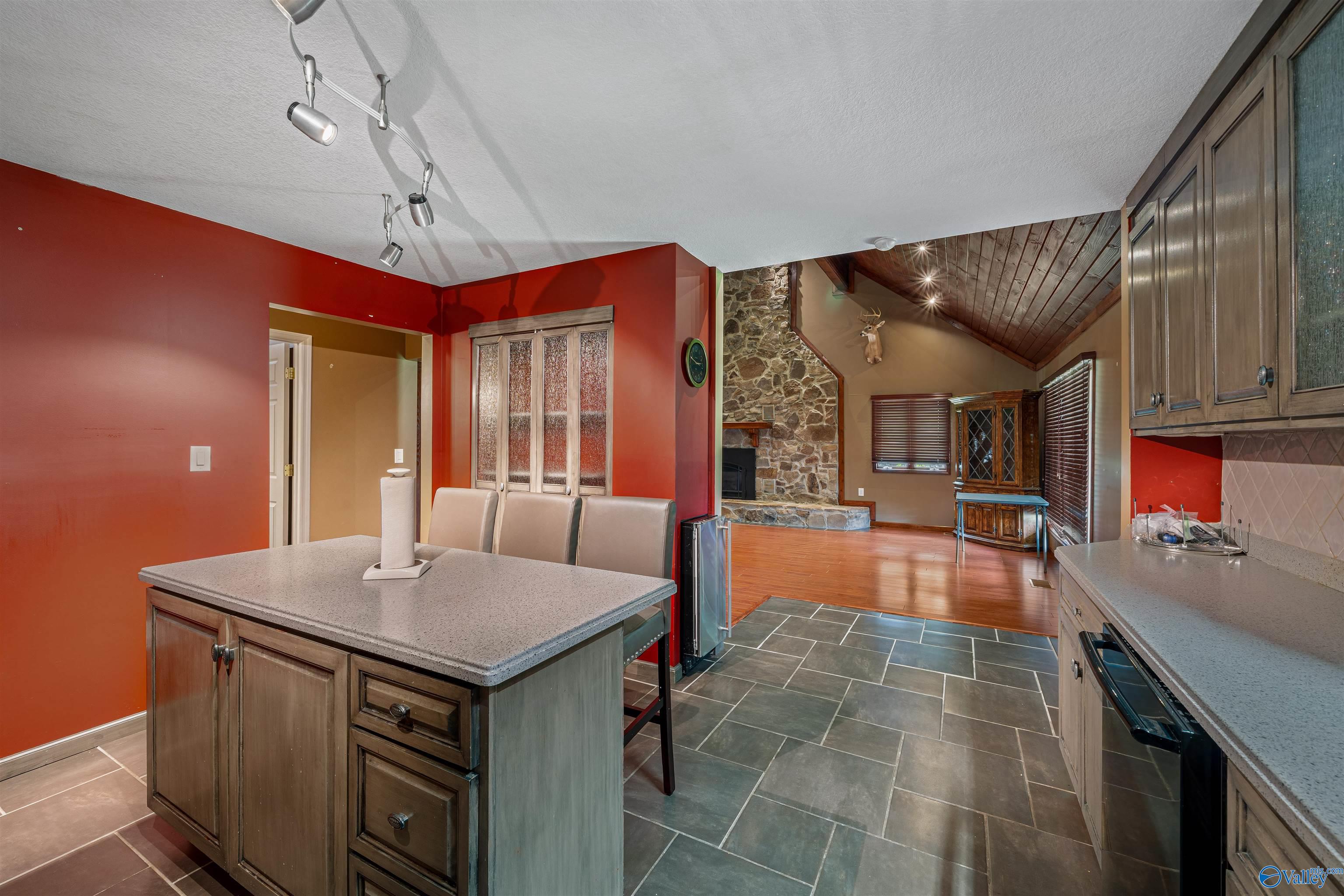 Fort Payne, Alabama, 35967, United States, 3 Bedrooms Bedrooms, ,3 BathroomsBathrooms,Residential,Forsale,2007706