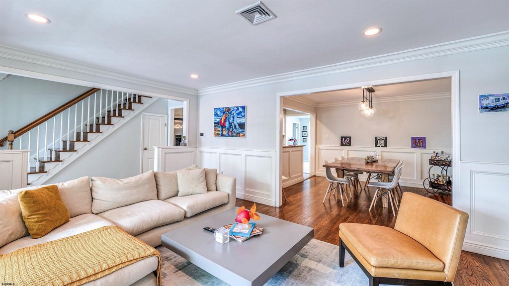 Margate, New Jersey, 08402, United States, 3 Bedrooms Bedrooms, ,2.5 BathroomsBathrooms,Residential,Forsale,2004115