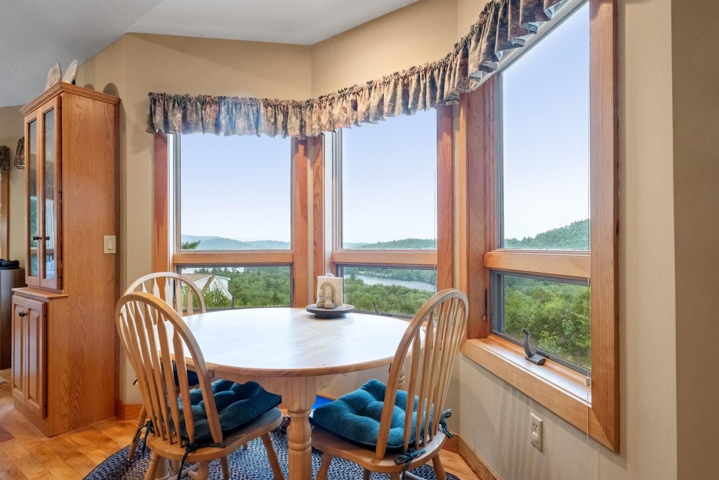 New Hampton, New Hampshire, 03256, United States, 3 Bedrooms Bedrooms, ,3 BathroomsBathrooms,Residential,Forsale,1941221
