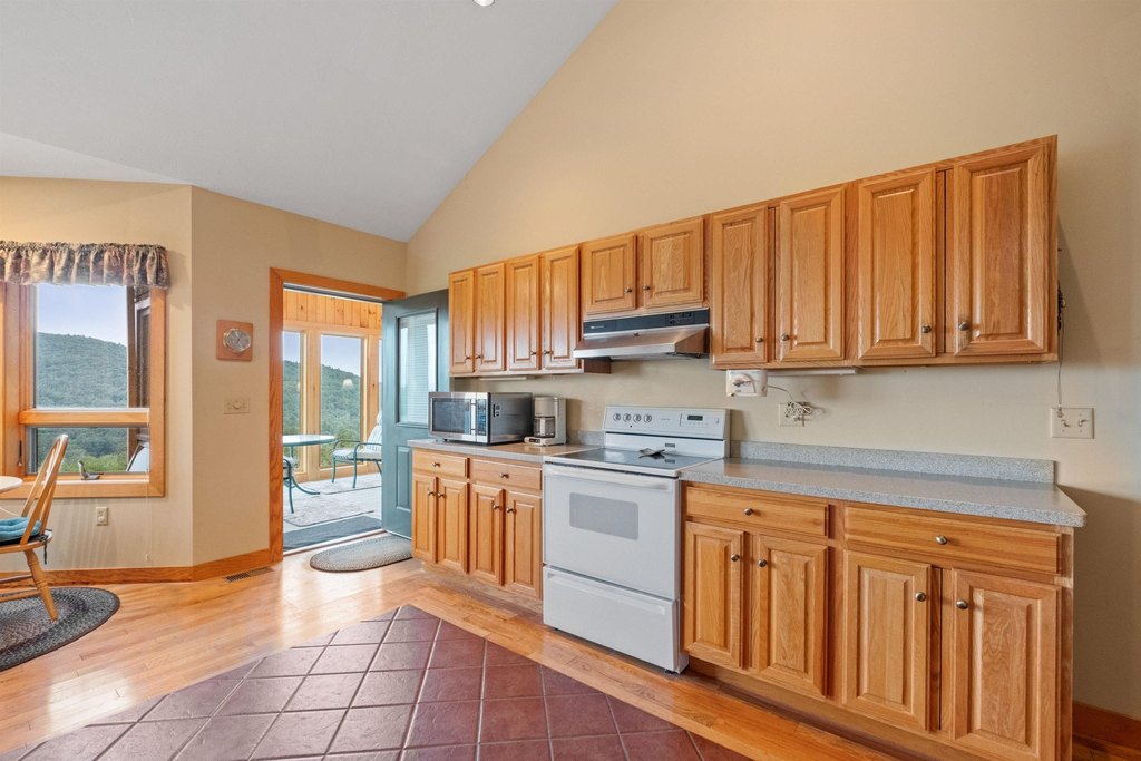 New Hampton, New Hampshire, 03256, United States, 3 Bedrooms Bedrooms, ,3 BathroomsBathrooms,Residential,Forsale,1941221