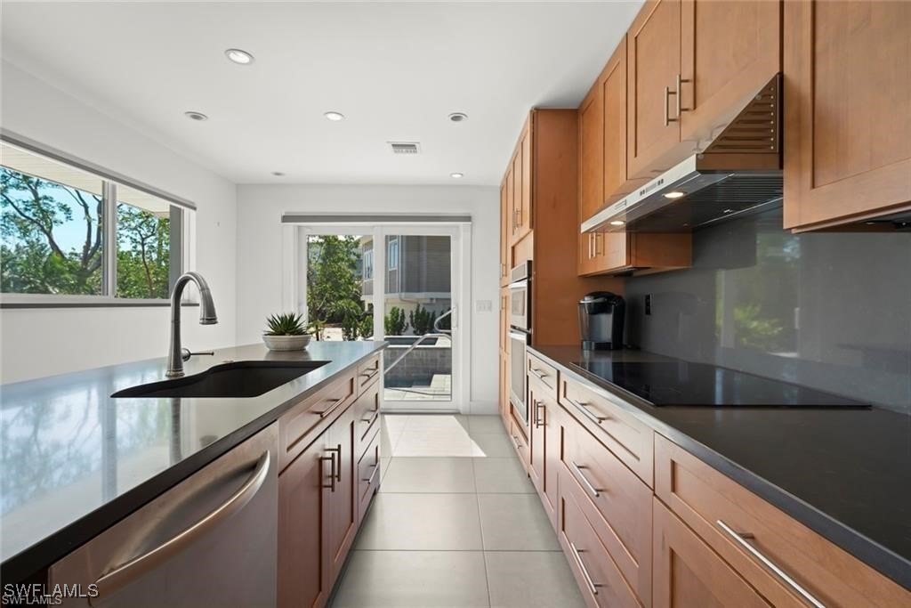 Captiva, Florida, 33924, United States, 6 Bedrooms Bedrooms, ,7.5 BathroomsBathrooms,Residential,Forsale,1936216