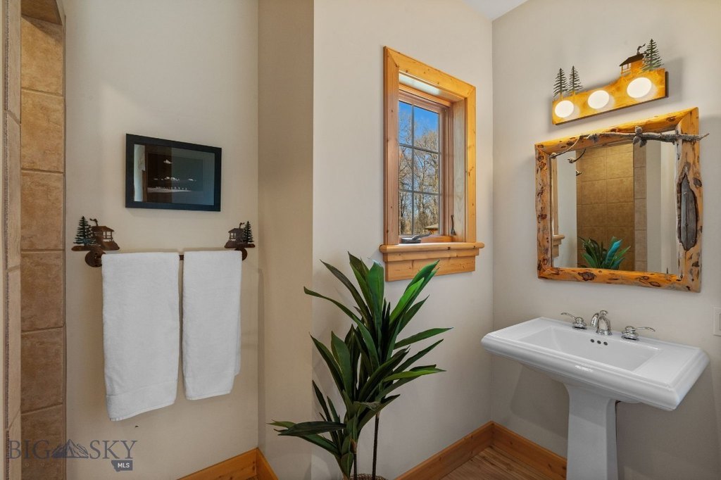 Bozeman, Montana, 59718, United States, 4 Bedrooms Bedrooms, ,4 BathroomsBathrooms,Residential,Forsale,1894911