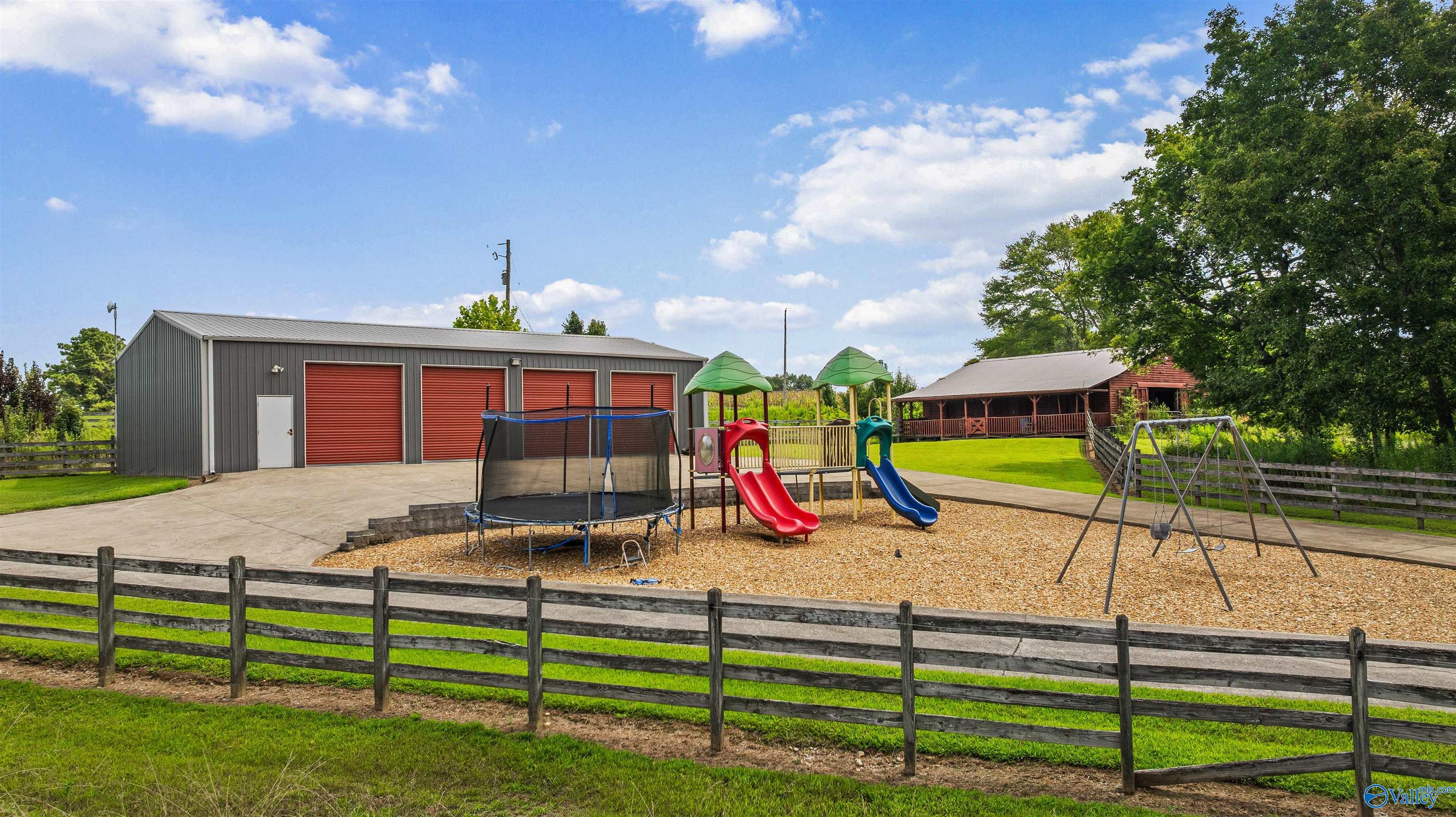 Fort Payne, Alabama, 35967, United States, 3 Bedrooms Bedrooms, ,3 BathroomsBathrooms,Residential,Forsale,2007706