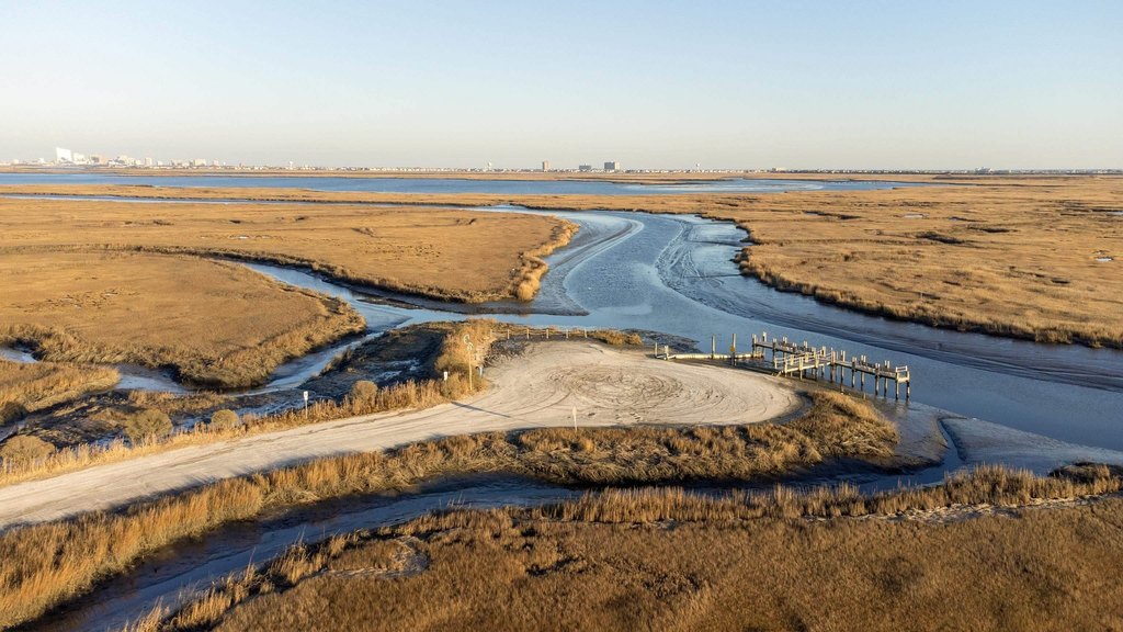 Linwood, New Jersey, 08221, United States, 5 Bedrooms Bedrooms, ,3.5 BathroomsBathrooms,Residential,Forsale,1994001