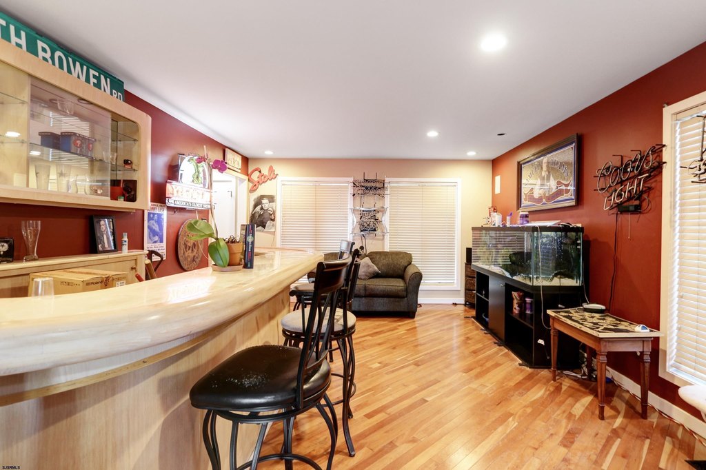 Linwood, New Jersey, 08221, United States, 5 Bedrooms Bedrooms, ,3.5 BathroomsBathrooms,Residential,Forsale,1994001