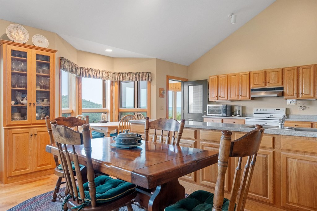 New Hampton, New Hampshire, 03256, United States, 3 Bedrooms Bedrooms, ,3 BathroomsBathrooms,Residential,Forsale,1941221