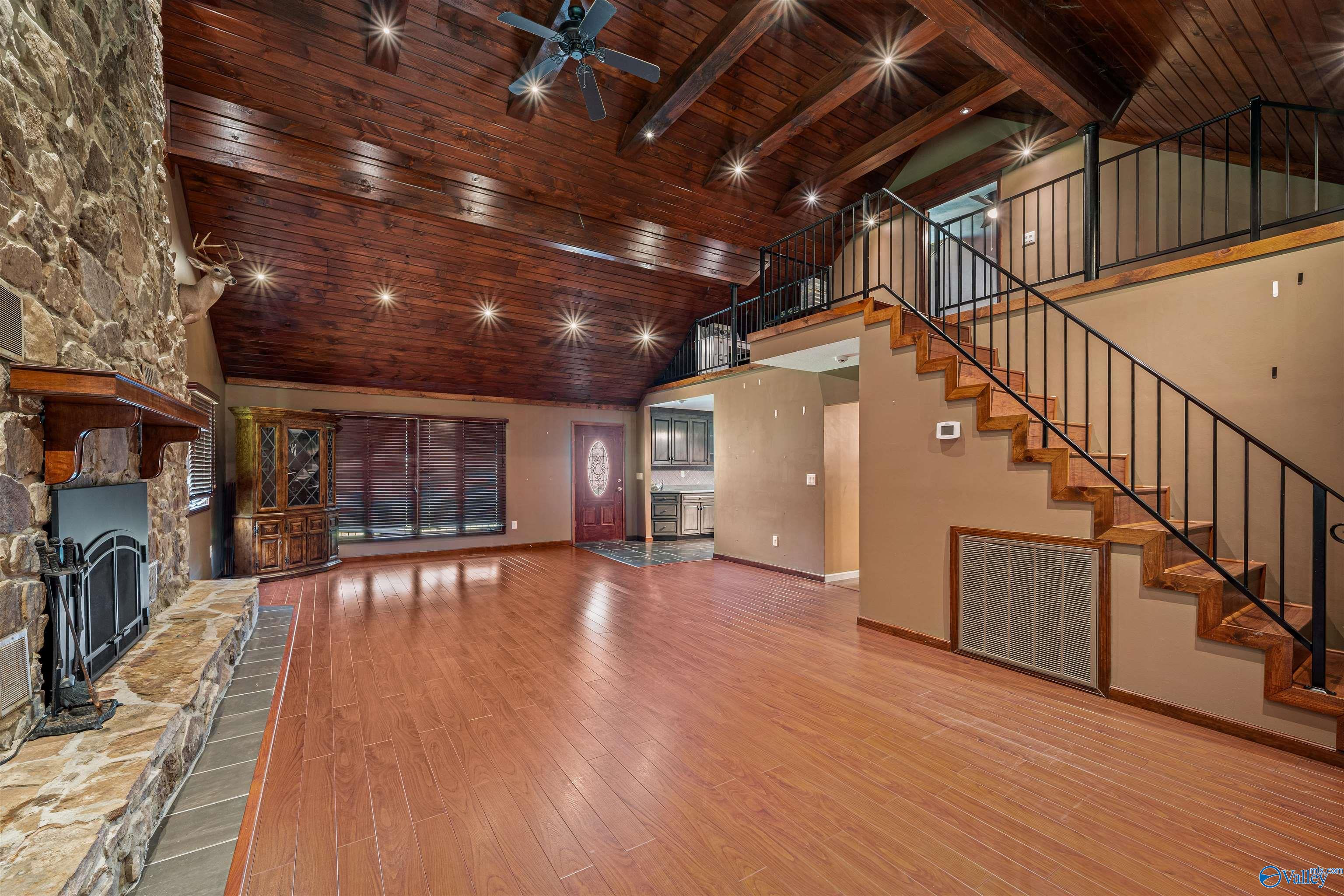 Fort Payne, Alabama, 35967, United States, 3 Bedrooms Bedrooms, ,3 BathroomsBathrooms,Residential,Forsale,2007706