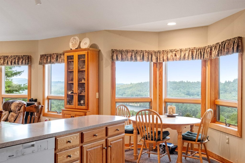 New Hampton, New Hampshire, 03256, United States, 3 Bedrooms Bedrooms, ,3 BathroomsBathrooms,Residential,Forsale,1941221